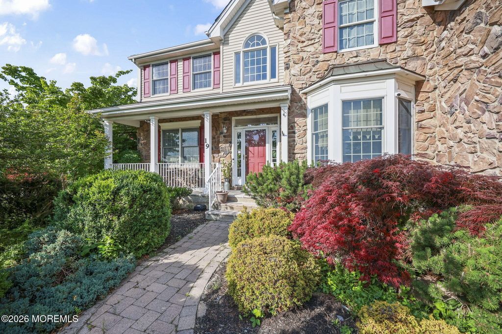 19 Chambry Court, Freehold, NJ - View 3