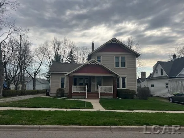 169 Park St, Adrian, MI 49221