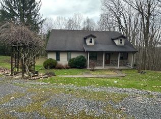 220 Winward Ct, Du Bois, PA 15801