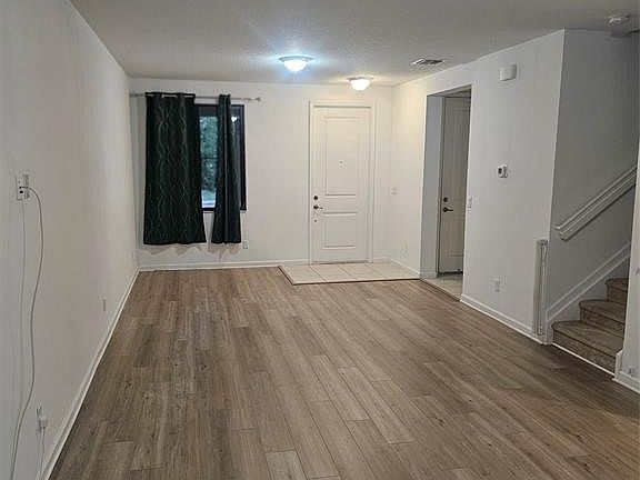 4th image of 269 NW 36th Avenue