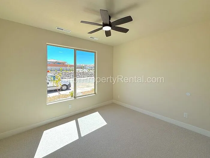 159 N 3670 W — Photo 5