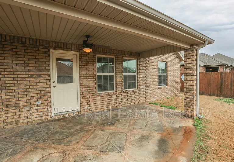 3607 SW Birchton Ave — Photo 32