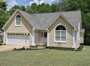290 Laurelwood Dr, Boiling Springs, SC 29316