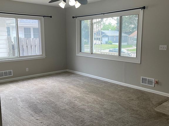 3rd image of 4421 N 53rd St