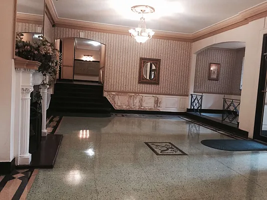 Rented by Smart NY Realty LLC | media 2