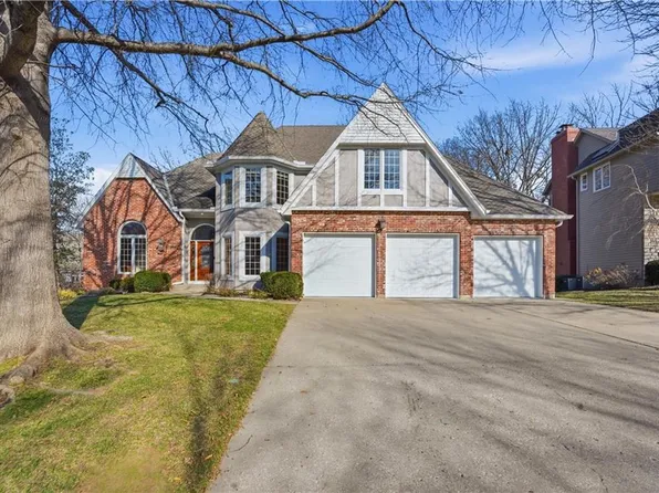 13841 Hadley St, Overland Park, KS 66223