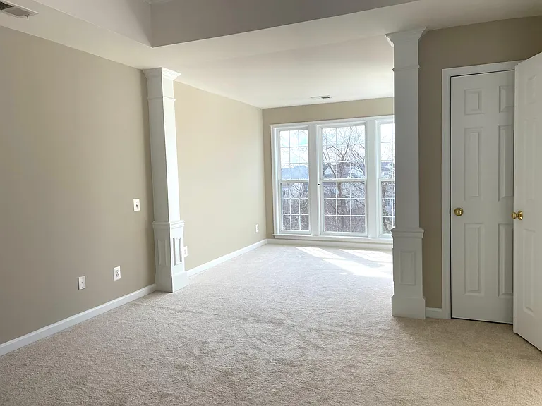 8203 Singleleaf Ln — Photo 16