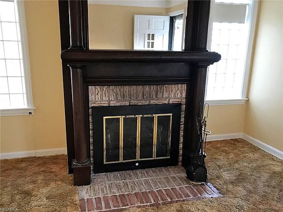 3rd image of 4477 W 137th St
