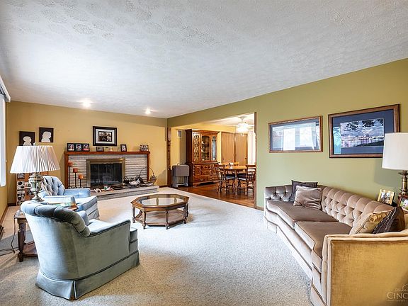 4th image of 3181 Balsamridge Dr