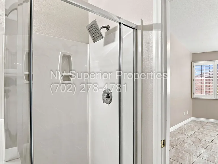 3876 Waynesvill St — Photo 30