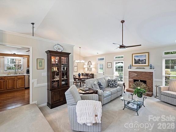 5th image of 1608 Running Brook Rd