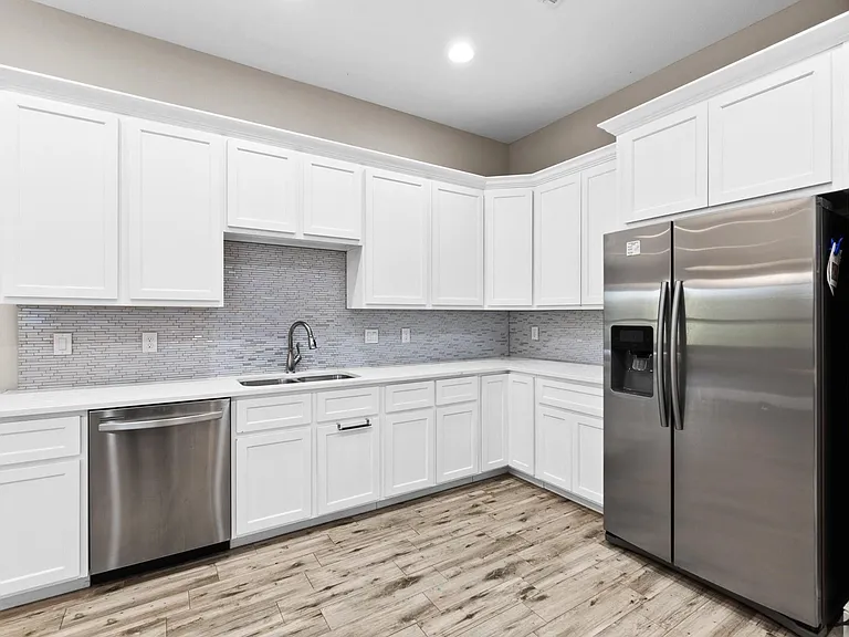9707 Highland Pointe Dr — Photo 15