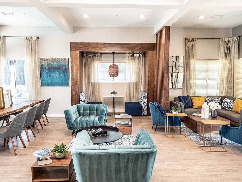 Common Lounge Area at The Summit at Chino Hills, Chino Hills, CA, 91709
