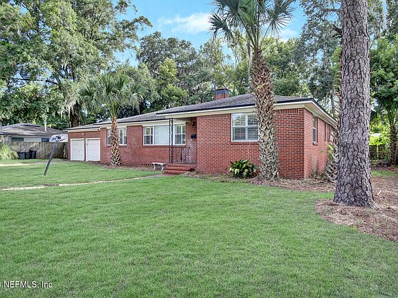 3rd image of 1353 LIVE OAK Lane