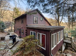 126 Green Pond Rd, Sherman, CT 06784