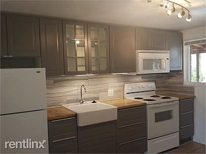 7043b3ed52894f3b957702a353b0876c_406x539