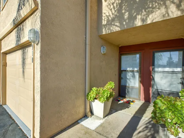 910 Q St, Sacramento, CA 95811