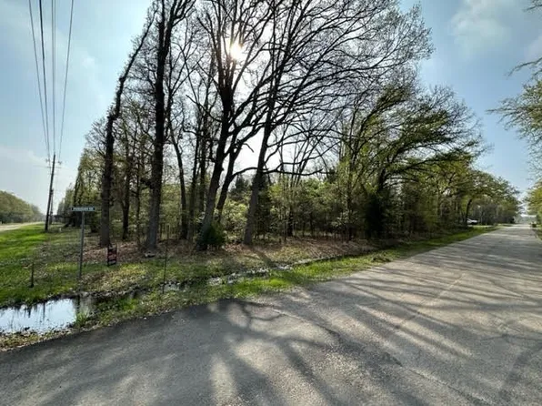 128 Parkside Dr, Trinidad, TX 75163