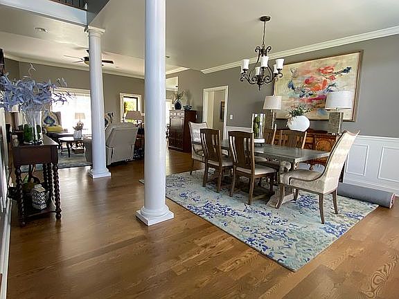 3rd image of 1704 Summercrest Ct