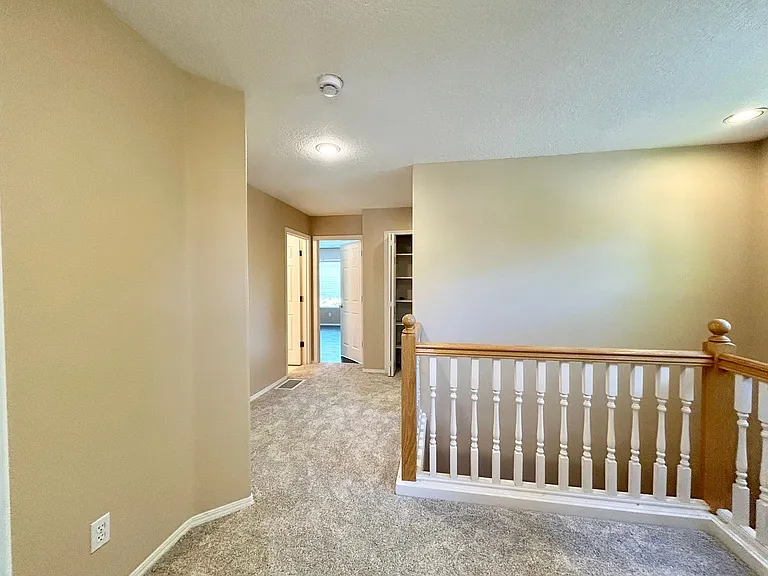 1218 NE Kinney St — Photo 32