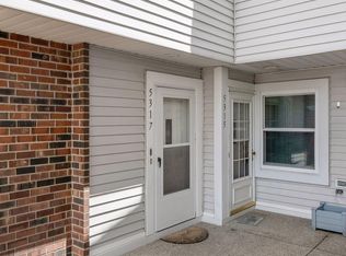 5317 Highpointe Ter, Bloomington, MN 55437