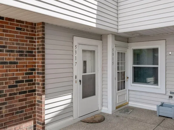 5317 Highpointe Ter, Bloomington, MN 55437