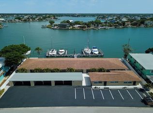 2307 Bay Blvd APT 6, Indian Rocks Beach, FL 33785