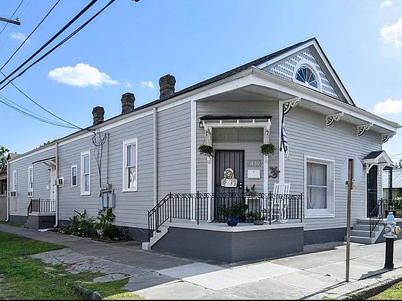 2nd image of 437 Homer St #A