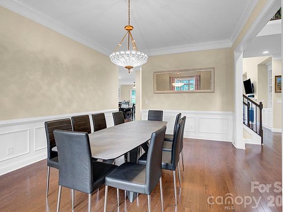 5th image of 125 Leeward Shoals Ln