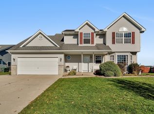26340 W Winding Oak Trl, Channahon, IL 60410