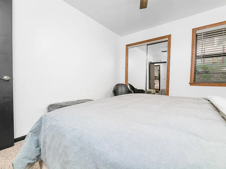 24166 Cresta Dr — Photo 34