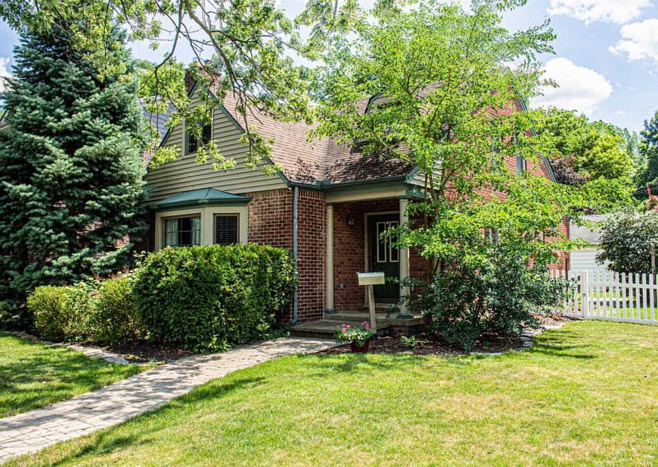 1st image of 10865 Talbot Ave