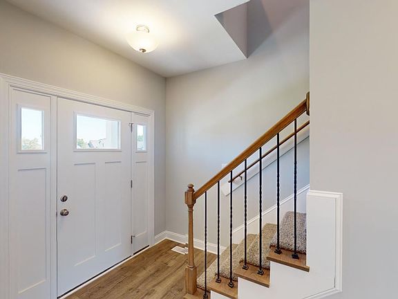 4th image of 318 Pickens Drive