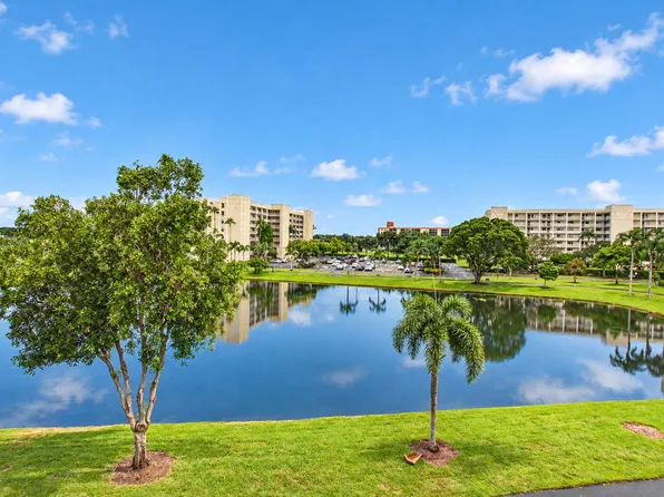7290 Ashford Place #404, Delray Beach, FL 33446