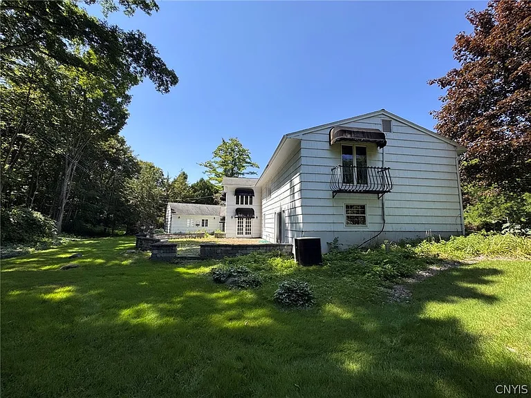 112 Old Farm Rd — Photo 31