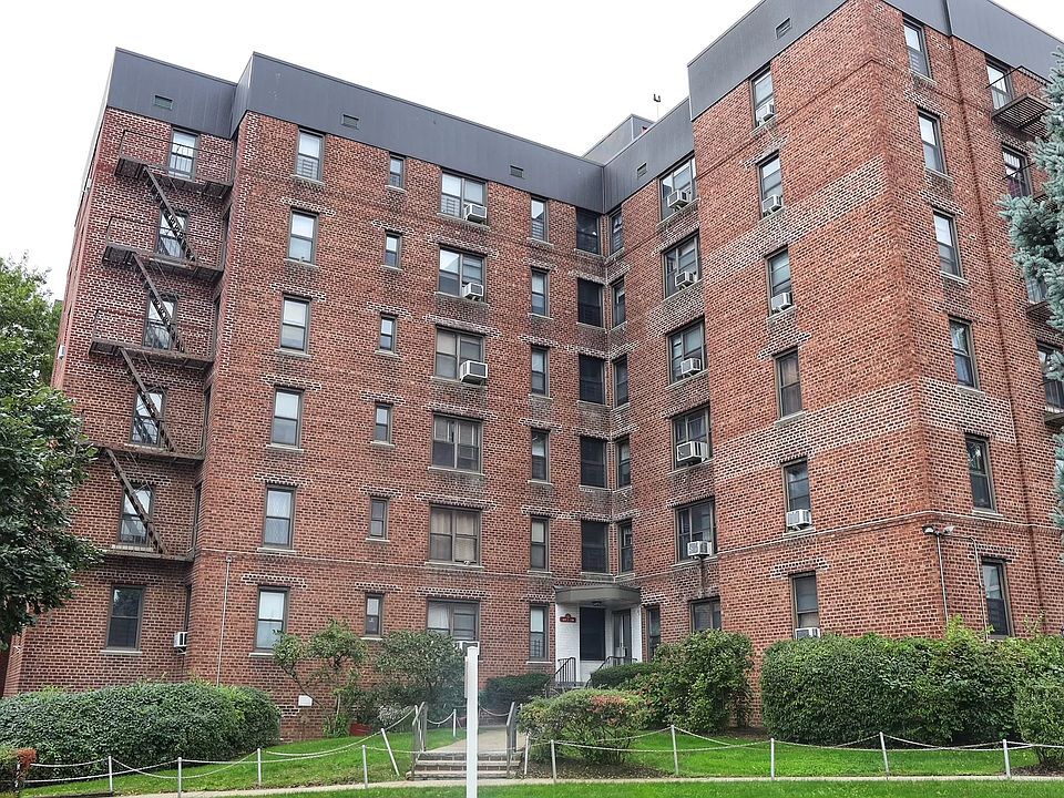 1st image of 112-50 Northern Blvd #5E