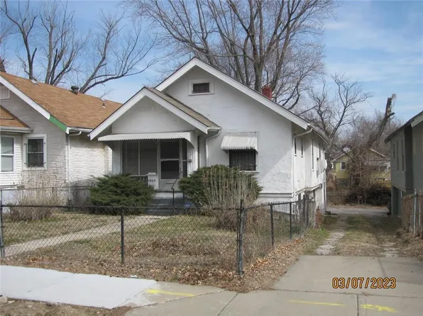 4037 Indiana Ave, Kansas City, MO 64130