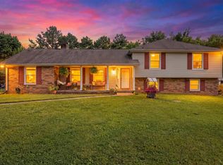 3276 Trough Springs Rd, Clarksville, TN 37043