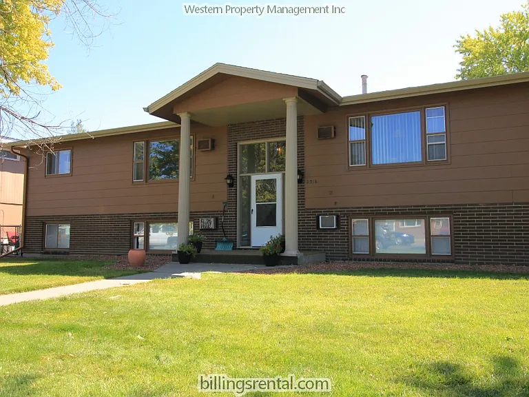 2316 Alderson Ave — Photo 1