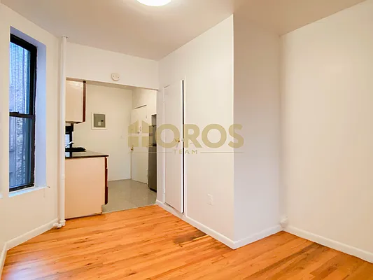 Rented by City Connections Realty | media 7