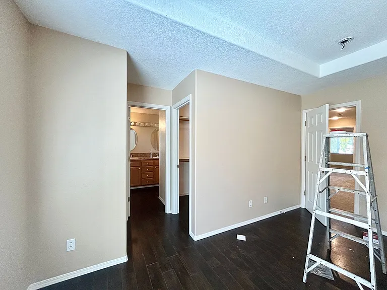 1218 NE Kinney St — Photo 45