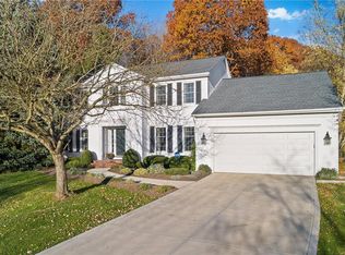 34525 Appleview Way, Solon, OH 44139