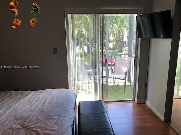 3rd image of 10776 N Kendall Dr APT F6
