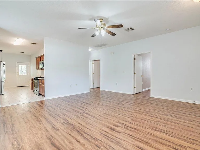 6801 Porter St — Photo 7