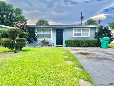 942 W 2nd St, Riviera Beach, FL, 33404
