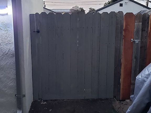3rd image of 554 Tiffany Dr