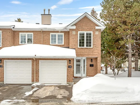 14 Wrenwood Cres, Ottawa, ON K2G 5V3