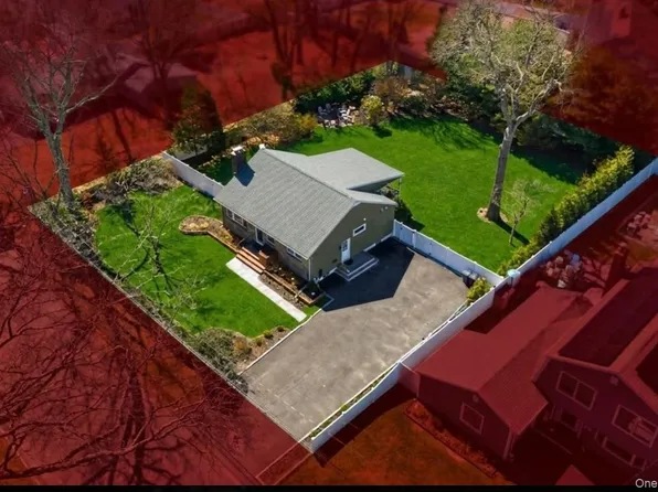 205 4th Street, East Northport, NY 11731