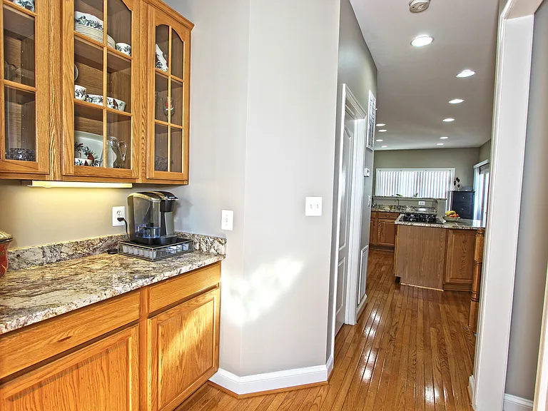 4083 Walnut Cove Cir — Photo 7