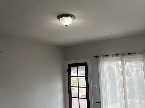 2nd image of 1036 Hyperion Ave